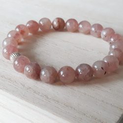 Aardbeienkwarts armband met zilver