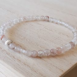 Armband Aardbeienkwarts fijn lichtroze