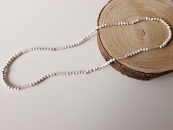 Lange halsketting - rozenkwarts - howliet - zilver